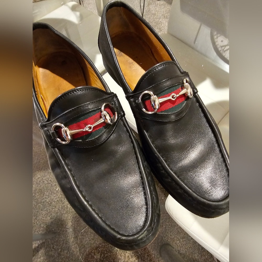 Men's Gucci Black Leather Loafers